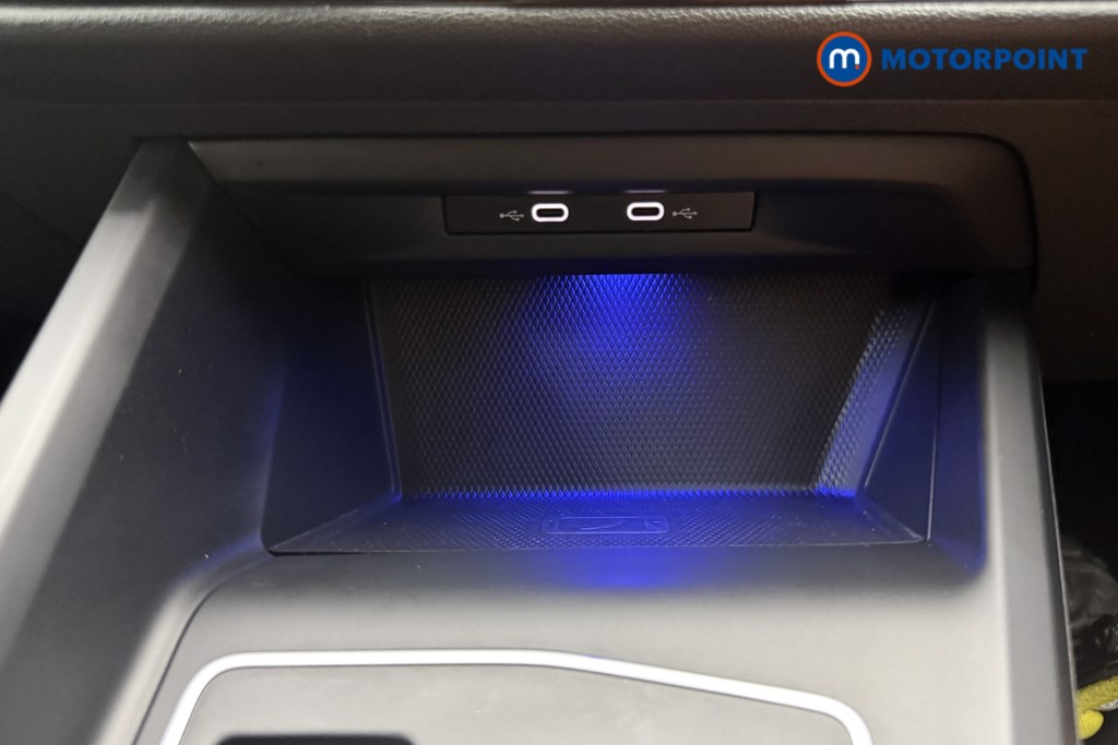 Volkswagen Golf R-Line Automatic Petrol Hatchback - Stock Number (1661230) - 16th supplementary image