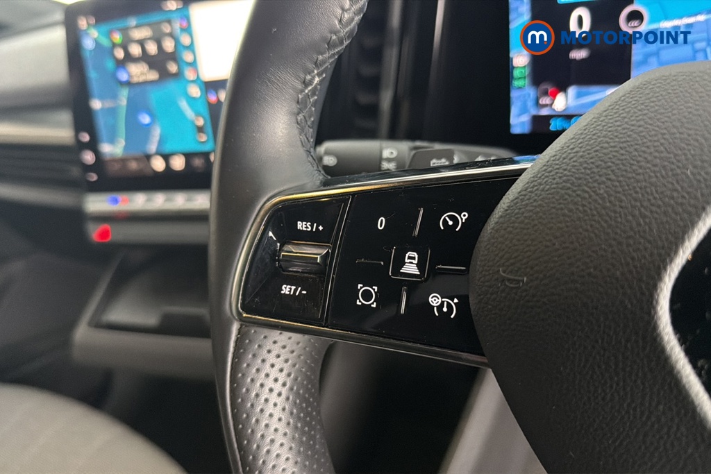 Renault Megane E-Tech Techno-Plus Automatic Electric Hatchback - Stock Number (1661231) - 4th supplementary image