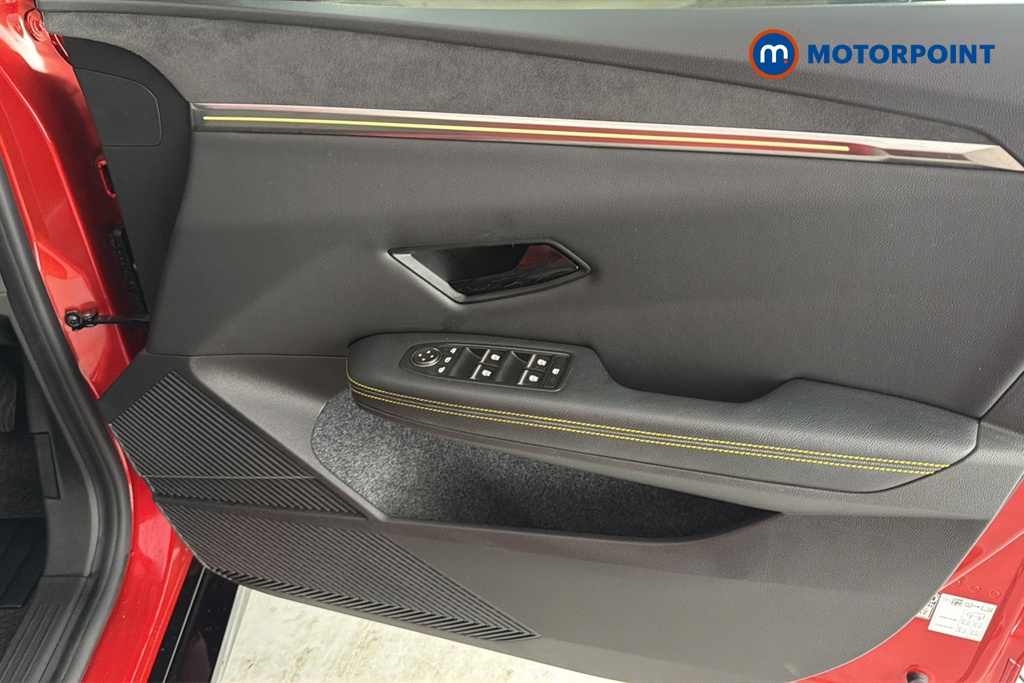 Renault Megane E-Tech Techno-Plus Automatic Electric Hatchback - Stock Number (1661231) - 18th supplementary image
