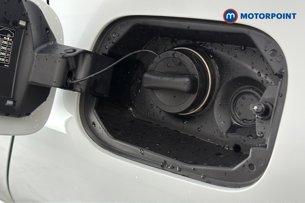 Mercedes-Benz CLA Amg Line Automatic Petrol Coupe - Stock Number (1661606) - 41st supplementary image
