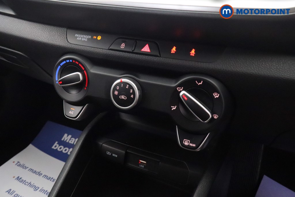 KIA Stonic 2 Automatic Petrol SUV - Stock Number (1661689) - 9th supplementary image