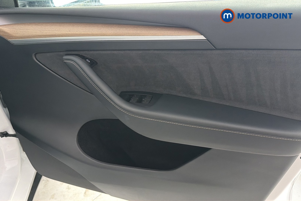 Tesla Model Y Rwd 5Dr Auto Automatic Electric SUV - Stock Number (1661728) - 18th supplementary image