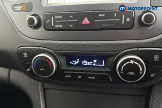 Hyundai I10 Premium Se Automatic Petrol Hatchback - Stock Number (1661836) - 12th supplementary image