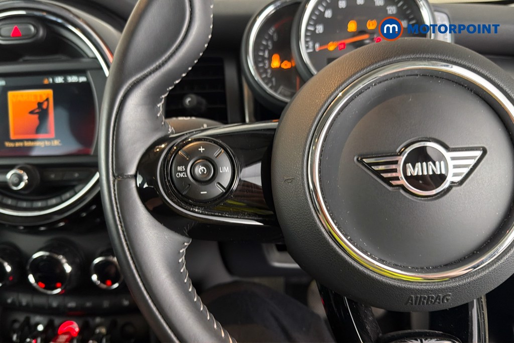 Mini Hatchback Cooper Exclusive Manual Petrol Hatchback - Stock Number (1661994) - 3rd supplementary image