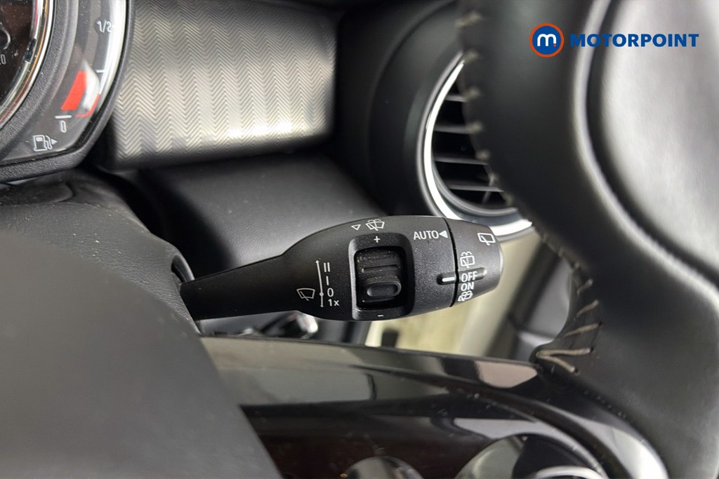 Mini Hatchback Cooper Exclusive Manual Petrol Hatchback - Stock Number (1661994) - 7th supplementary image