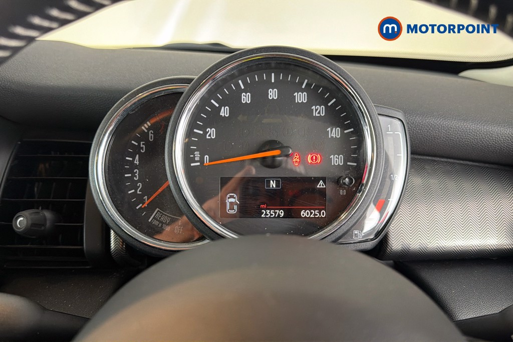 Mini Hatchback Cooper Exclusive Manual Petrol Hatchback - Stock Number (1661994) - 8th supplementary image