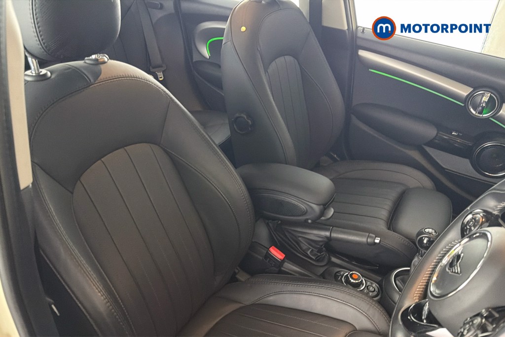 Mini Hatchback Cooper Exclusive Manual Petrol Hatchback - Stock Number (1661994) - 22nd supplementary image