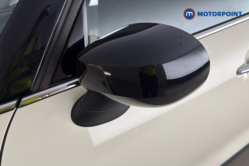 Mini Hatchback Cooper Exclusive Manual Petrol Hatchback - Stock Number (1661994) - 43rd supplementary image