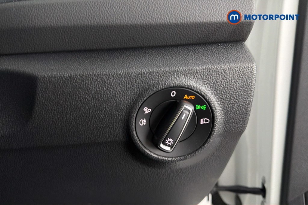 Volkswagen T-Roc Style Manual Petrol SUV - Stock Number (1662070) - 18th supplementary image