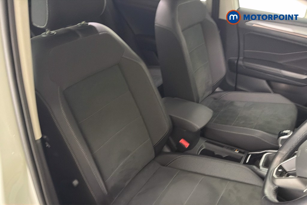 Volkswagen T-Roc Style Manual Petrol SUV - Stock Number (1662070) - 22nd supplementary image