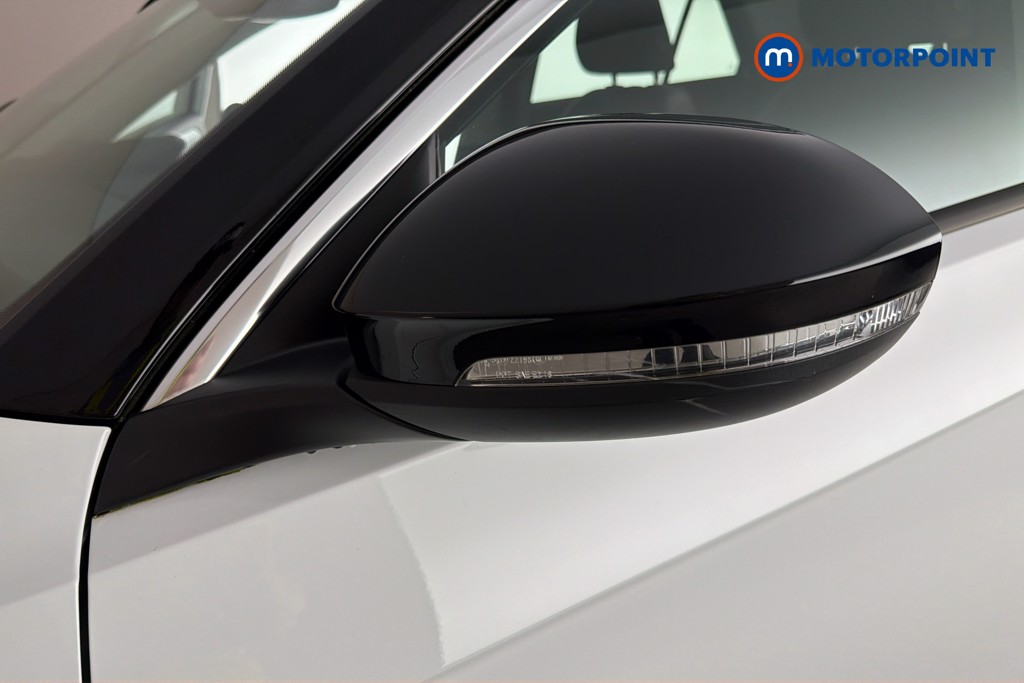 Volkswagen T-Roc Style Manual Petrol SUV - Stock Number (1662070) - 43rd supplementary image