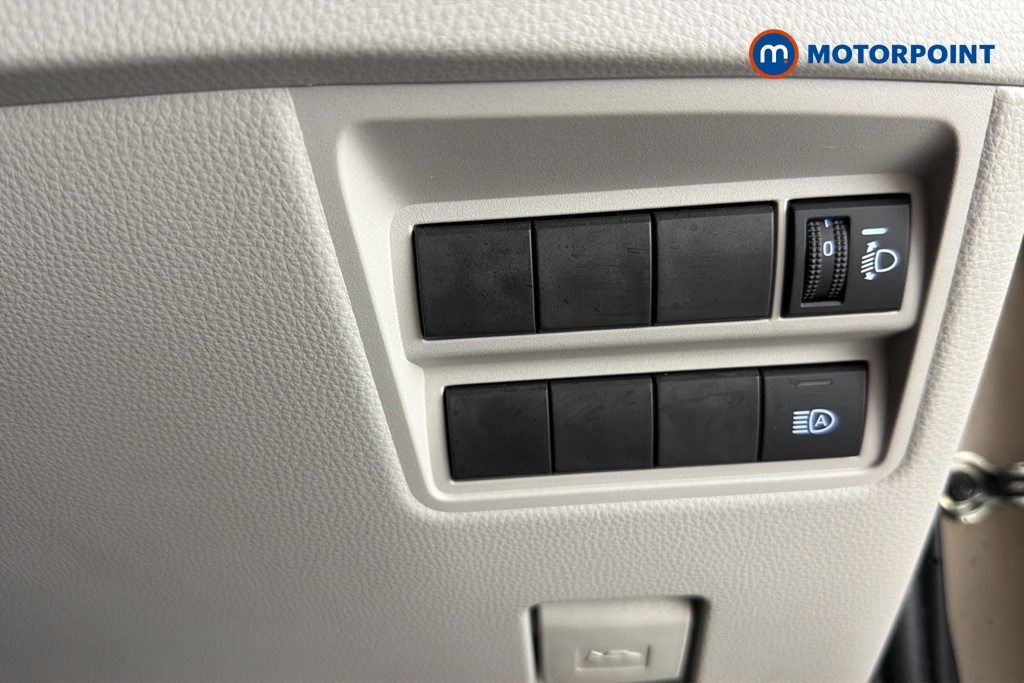 Toyota Yaris Excel Automatic Petrol-Electric Hybrid Hatchback - Stock Number (1662078) - 11th supplementary image