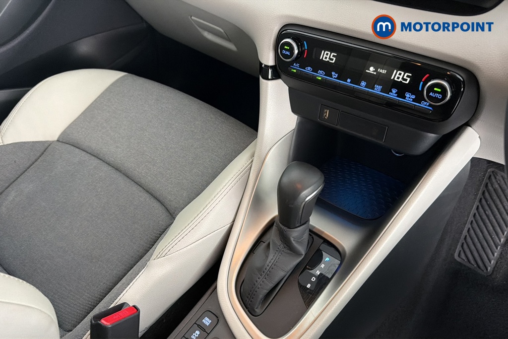 Toyota Yaris Excel Automatic Petrol-Electric Hybrid Hatchback - Stock Number (1662078) - 15th supplementary image