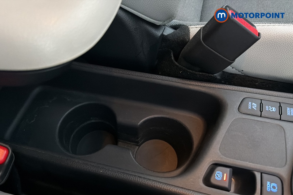 Toyota Yaris Excel Automatic Petrol-Electric Hybrid Hatchback - Stock Number (1662078) - 16th supplementary image