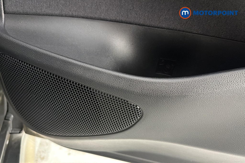 Toyota Yaris Excel Automatic Petrol-Electric Hybrid Hatchback - Stock Number (1662078) - 21st supplementary image