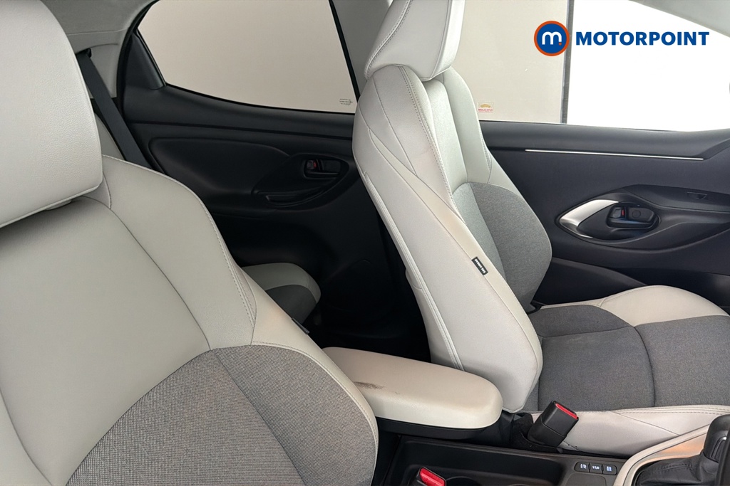 Toyota Yaris Excel Automatic Petrol-Electric Hybrid Hatchback - Stock Number (1662078) - 22nd supplementary image