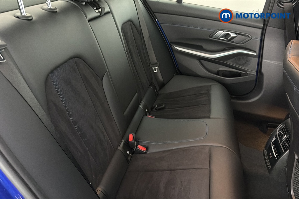 BMW 3 Series M Sport Automatic Petrol Plug-In Hybrid Saloon - Stock Number (1662218) - 25th supplementary image