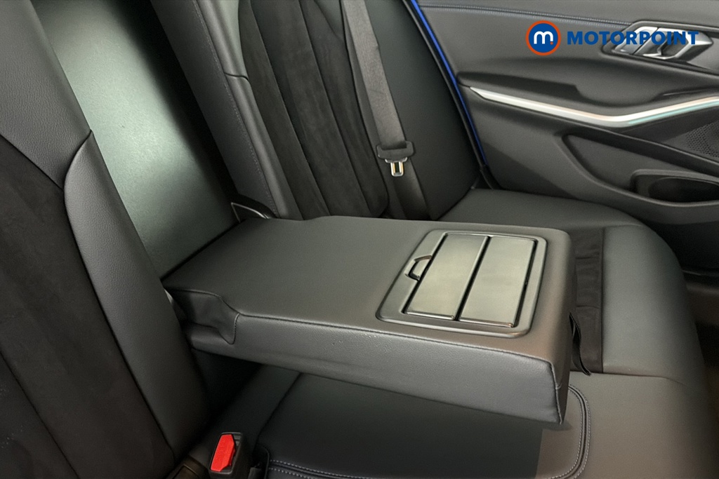BMW 3 Series M Sport Automatic Petrol Plug-In Hybrid Saloon - Stock Number (1662218) - 26th supplementary image