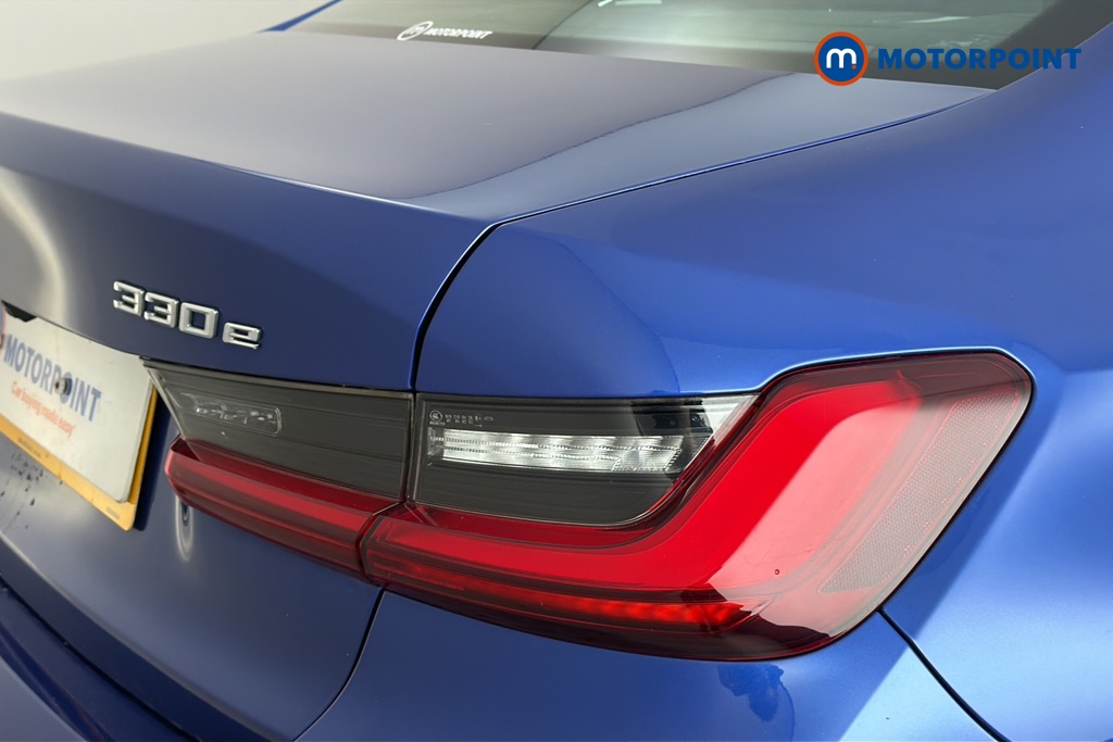 BMW 3 Series M Sport Automatic Petrol Plug-In Hybrid Saloon - Stock Number (1662218) - 36th supplementary image
