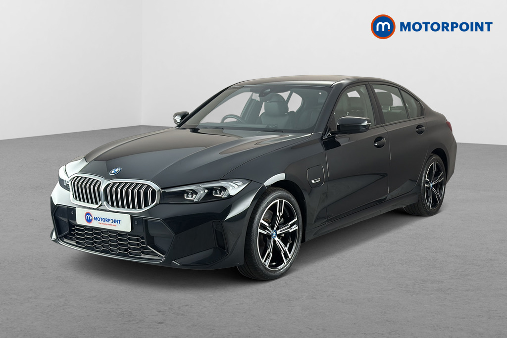 BMW 3 Series M Sport Automatic Petrol Plug-In Hybrid Saloon - Stock Number (1662219) - Passenger side front corner