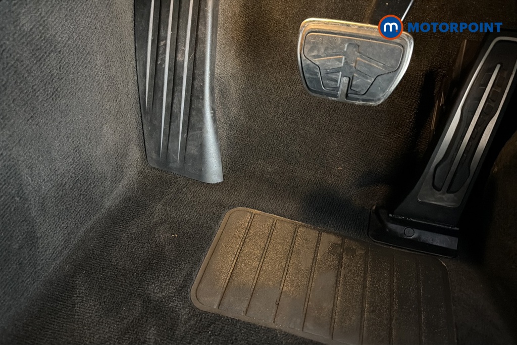 BMW 3 Series M Sport Automatic Petrol Plug-In Hybrid Saloon - Stock Number (1662219) - 24th supplementary image