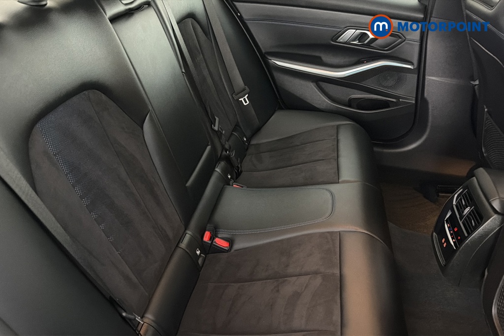 BMW 3 Series M Sport Automatic Petrol Plug-In Hybrid Saloon - Stock Number (1662219) - 25th supplementary image