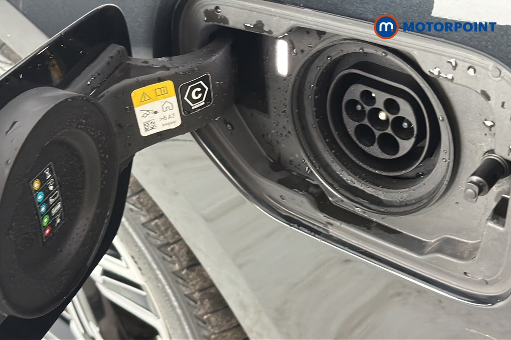 BMW 3 Series M Sport Automatic Petrol Plug-In Hybrid Saloon - Stock Number (1662219) - 40th supplementary image