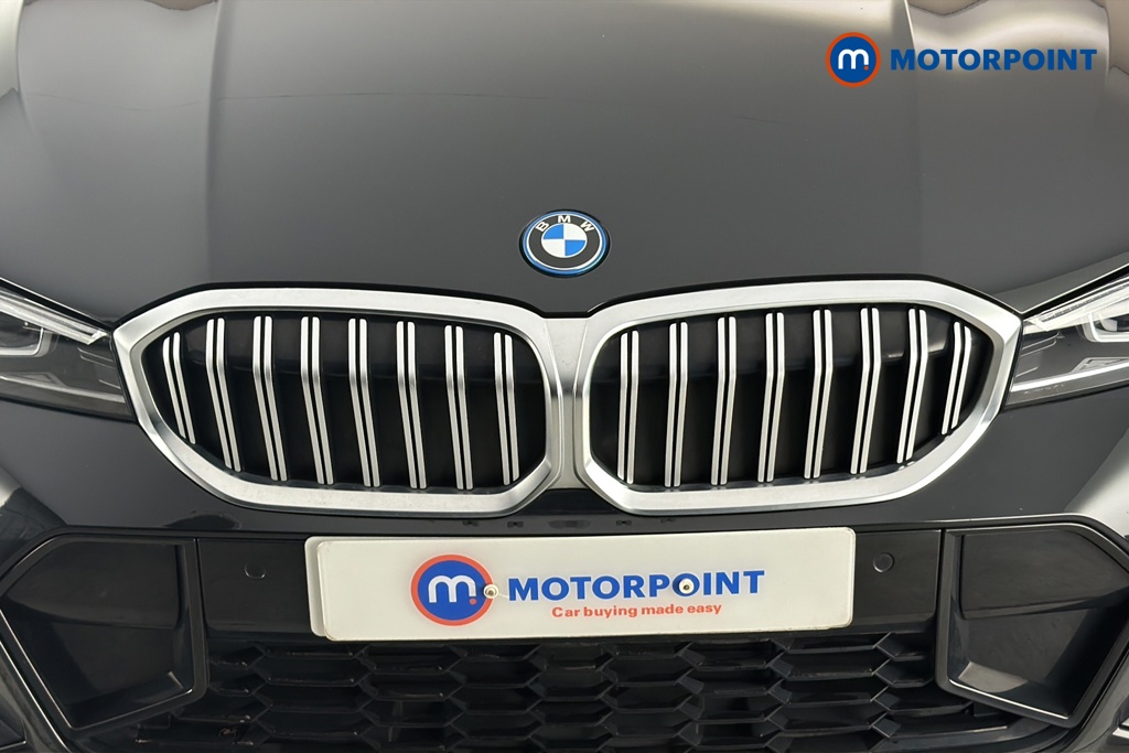 BMW 3 Series M Sport Automatic Petrol Plug-In Hybrid Saloon - Stock Number (1662219) - 43rd supplementary image