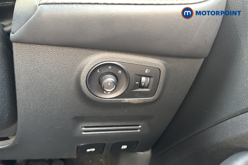 Mg Motor Uk ZS Exclusive Automatic Petrol SUV - Stock Number (1662328) - 11th supplementary image