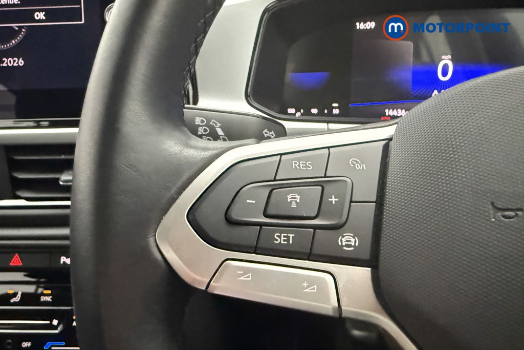 Volkswagen T-Roc Life Manual Petrol SUV - Stock Number (1662577) - 7th supplementary image
