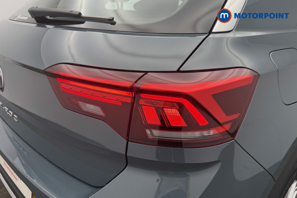 Volkswagen T-Roc Life Manual Petrol SUV - Stock Number (1662577) - 16th supplementary image