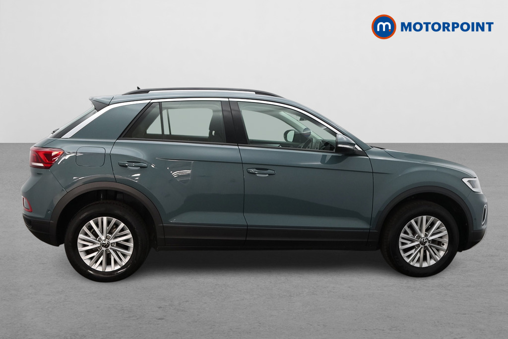 Volkswagen T-Roc Life Manual Petrol SUV - Stock Number (1662577) - Drivers side