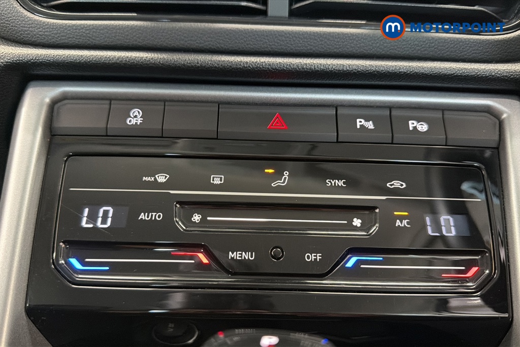 Volkswagen T-Roc Life Automatic Petrol SUV - Stock Number (1662612) - 12th supplementary image