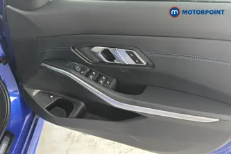 BMW 3 Series M Sport Automatic Petrol Plug-In Hybrid Saloon - Stock Number (1662708) - 18th supplementary image