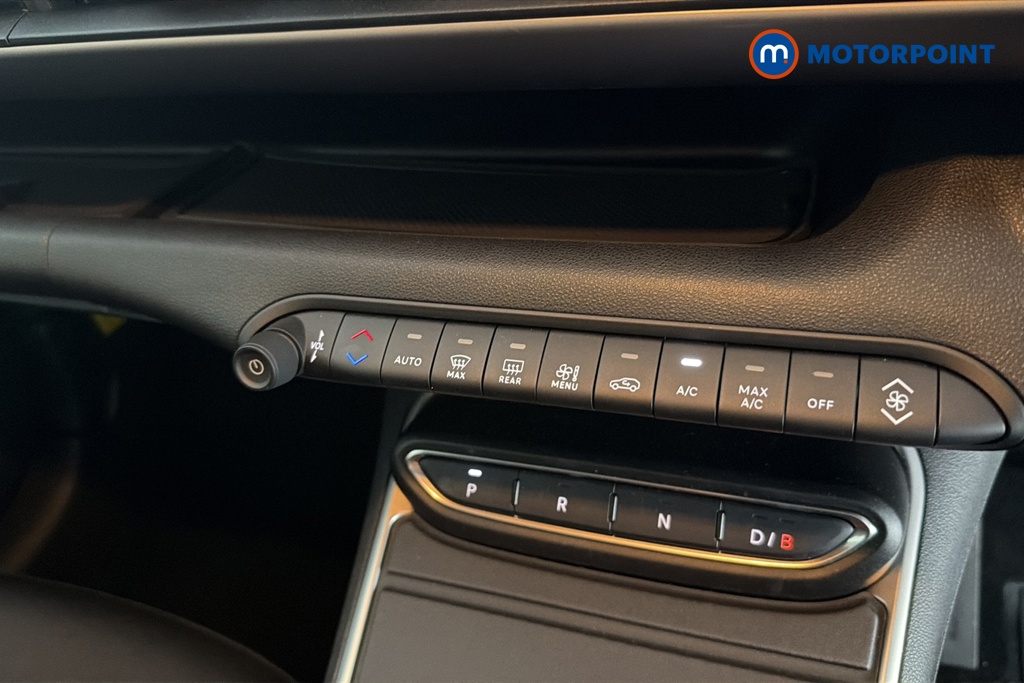 Jeep Avenger Summit Automatic Electric SUV - Stock Number (1662832) - 12th supplementary image