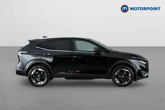 Nissan Qashqai N-Connecta Automatic Petrol SUV - Stock Number (1663234) - Drivers side