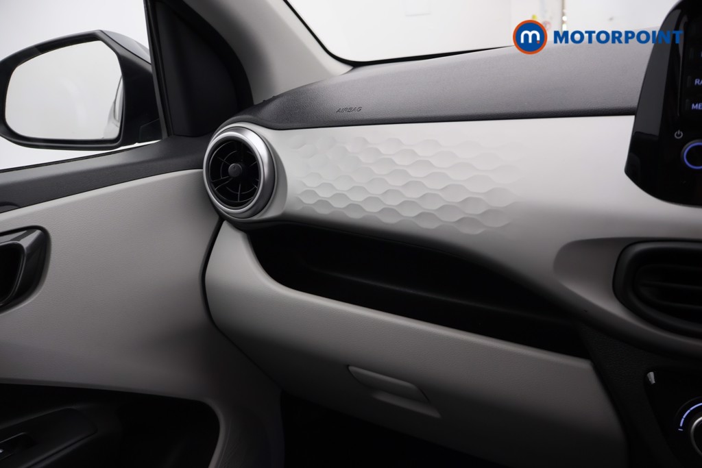 Hyundai I10 Premium Manual Petrol Hatchback - Stock Number (1663325) - 8th supplementary image