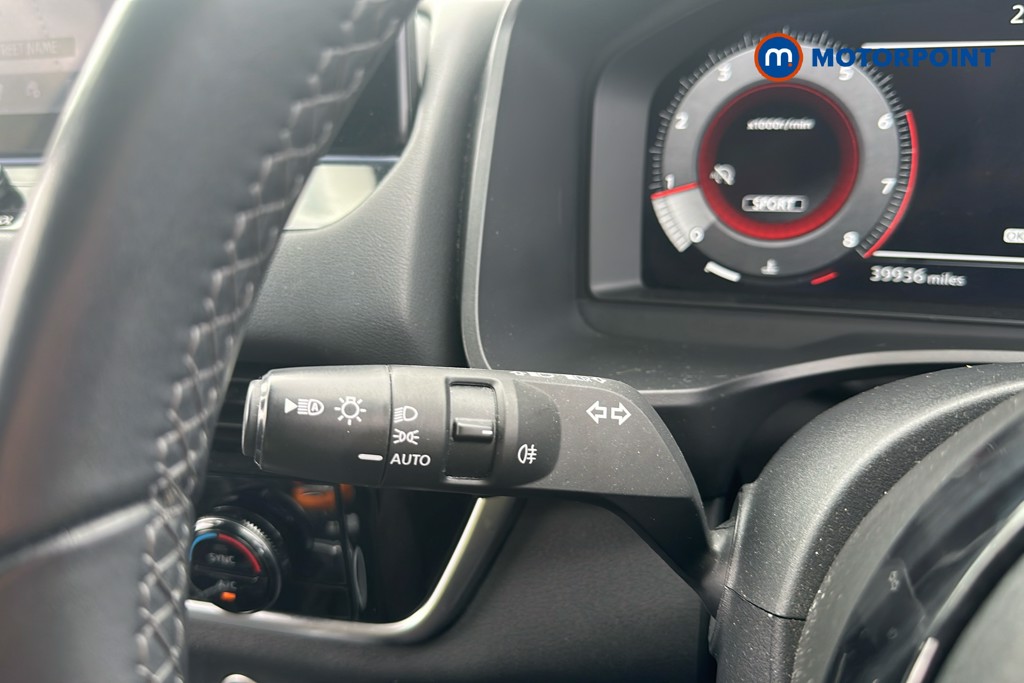 Nissan Qashqai N-Connecta Manual Petrol SUV - Stock Number (1638053) - 6th supplementary image