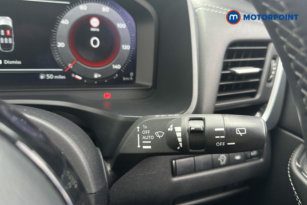 Nissan Qashqai N-Connecta Manual Petrol SUV - Stock Number (1638053) - 7th supplementary image
