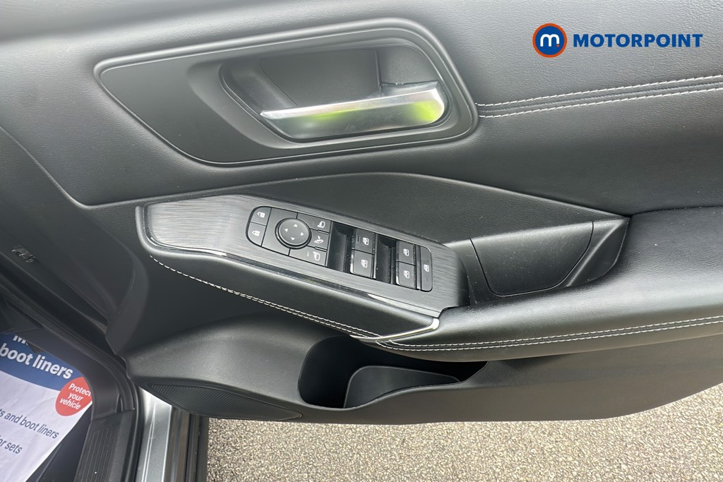 Nissan Qashqai N-Connecta Manual Petrol SUV - Stock Number (1638053) - 20th supplementary image