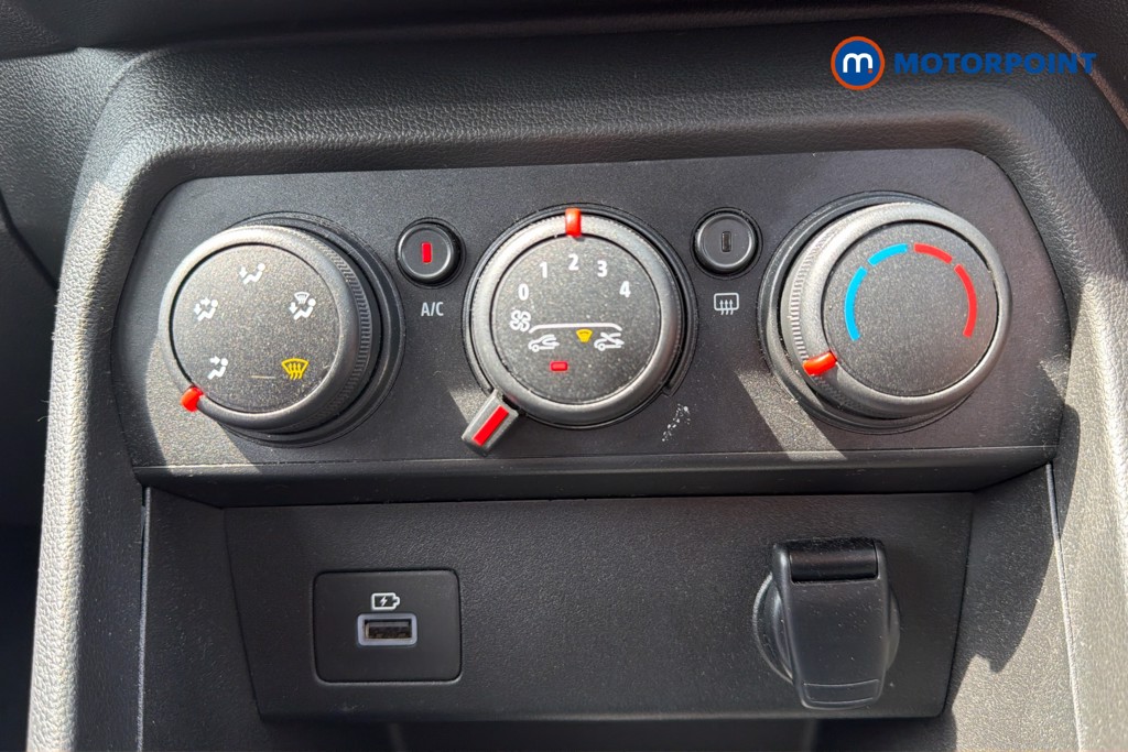 Dacia Sandero Stepway Comfort Manual Petrol Hatchback - Stock Number (1641252) - 12th supplementary image