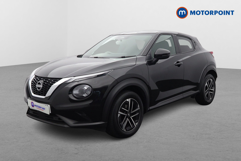 Nissan Juke N-Connecta Manual Petrol SUV - Stock Number (1645352) - Passenger side front corner