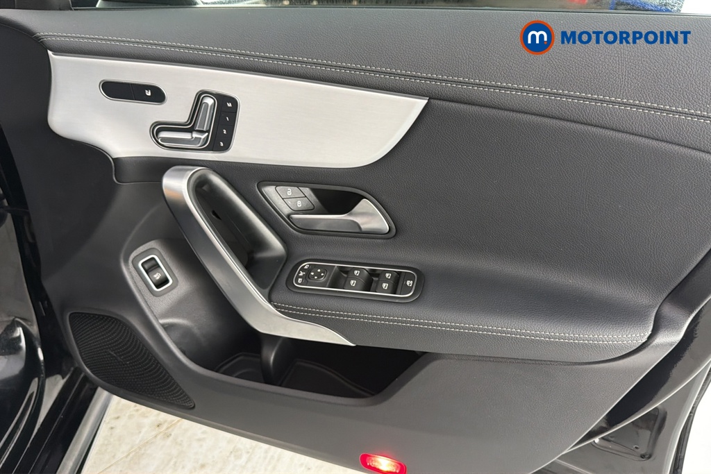 Mercedes-Benz CLA Amg Line Automatic Petrol Estate - Stock Number (1647759) - 18th supplementary image