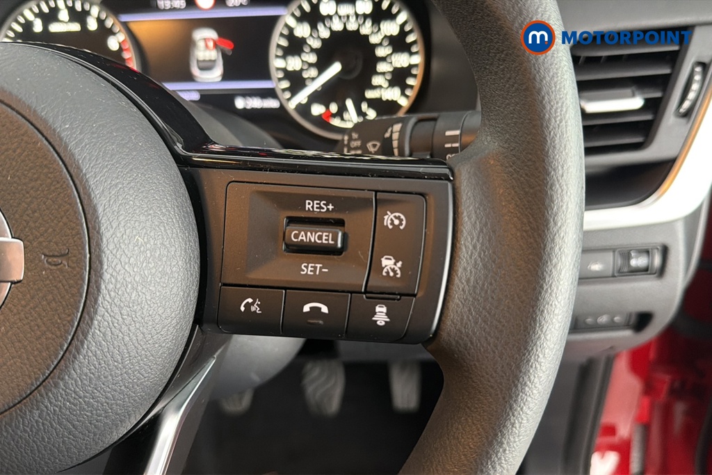 Nissan Qashqai Visia Manual Petrol SUV - Stock Number (1648431) - 3rd supplementary image