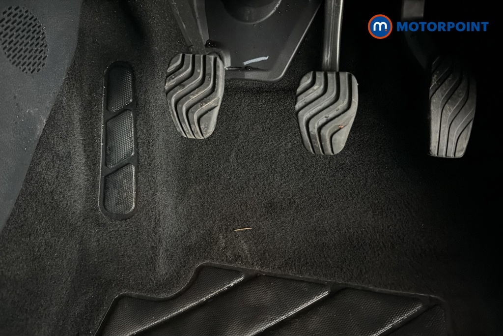 Nissan Qashqai Visia Manual Petrol SUV - Stock Number (1648431) - 24th supplementary image
