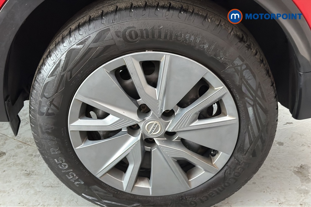 Nissan Qashqai Visia Manual Petrol SUV - Stock Number (1648431) - 45th supplementary image