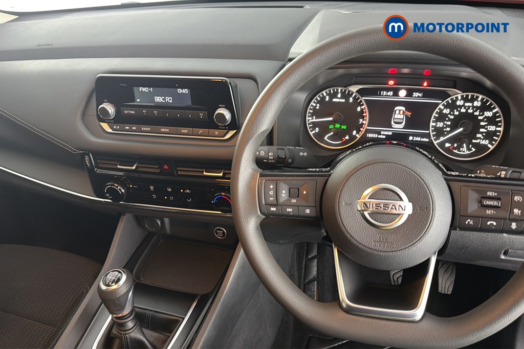 Nissan Qashqai Visia Manual Petrol SUV - Stock Number (1648431) - 1st supplementary image