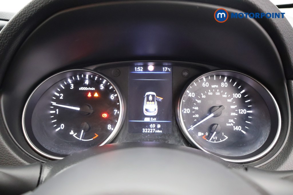 Nissan Qashqai Acenta Premium Manual Petrol SUV - Stock Number (1648912) - 2nd supplementary image