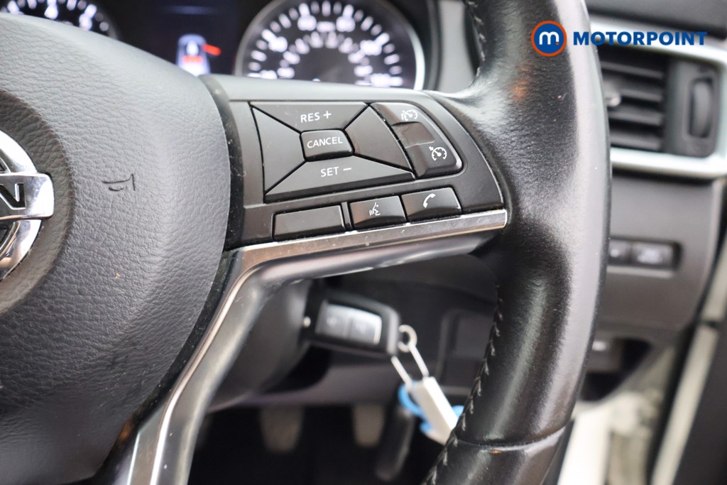 Nissan Qashqai Acenta Premium Manual Petrol SUV - Stock Number (1648912) - 4th supplementary image
