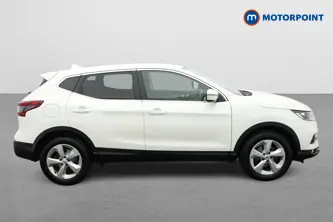 Nissan Qashqai Acenta Premium Manual Petrol SUV - Stock Number (1648912) - Drivers side